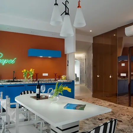 Pensionat Residenza Farella-camera Terra Con Ampio Balcone E Vista Mozzafiato Nel Cuore Di 3*
