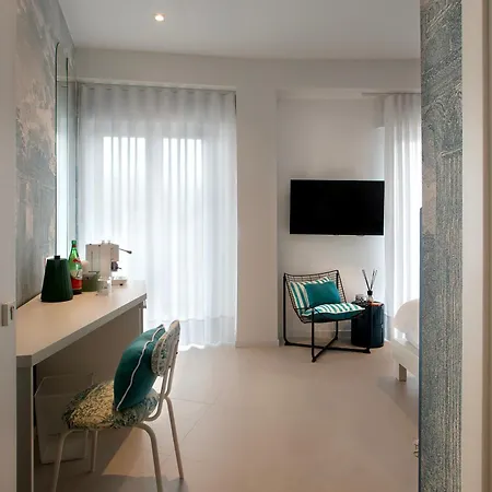 Residenza Farella-camera Terra Con Ampio Balcone E Vista Mozzafiato Nel Cuore Di 3* Pompeji